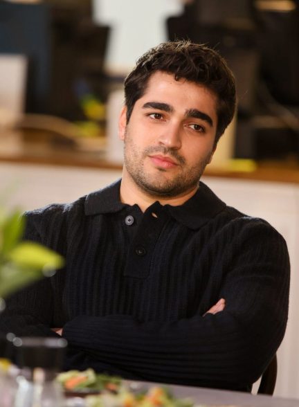 بازیگر Mert Ramazan Demir نقش اول سریال عشقم گریه نکن